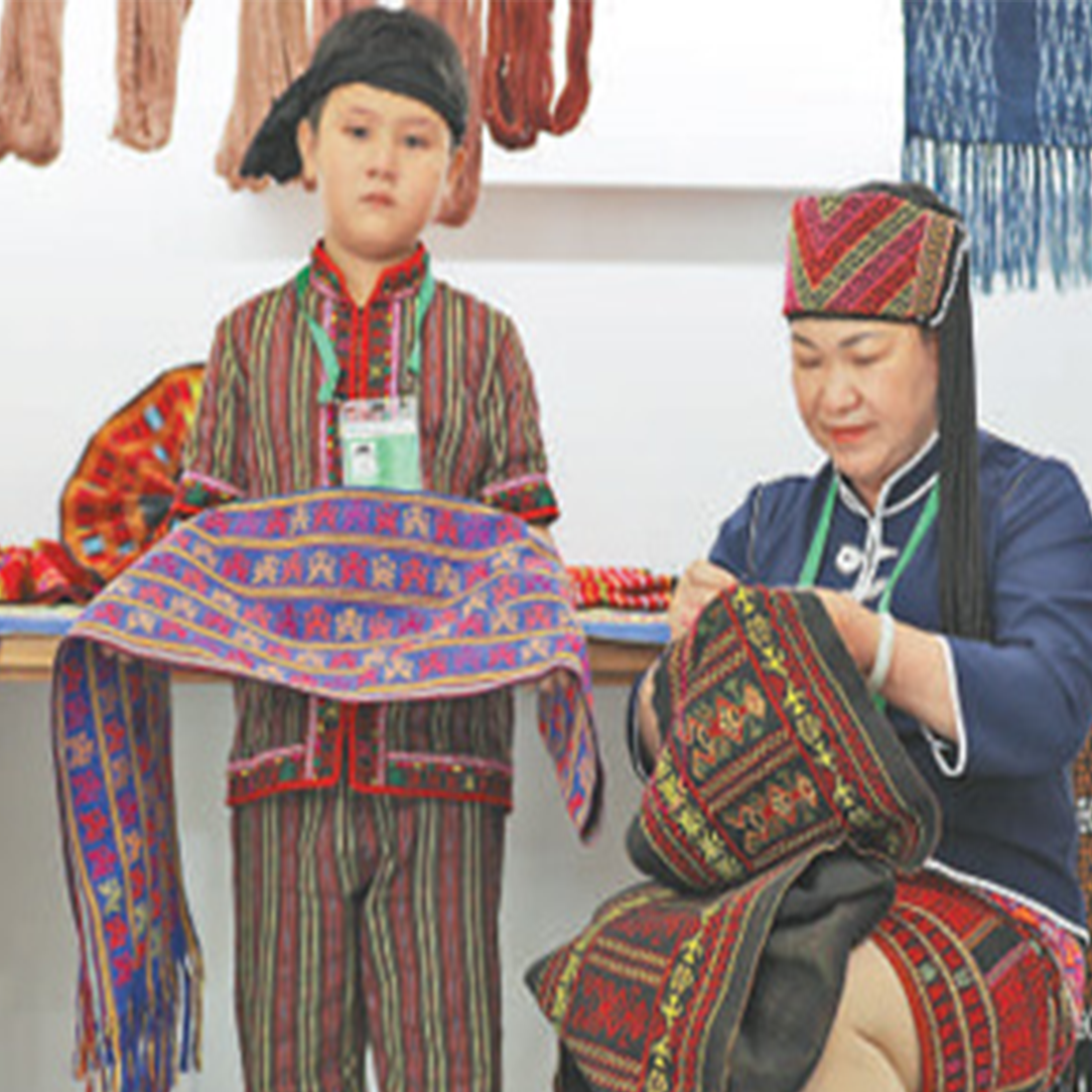 Liu Xianglan, the traditional embroidery skills of the Li nationality